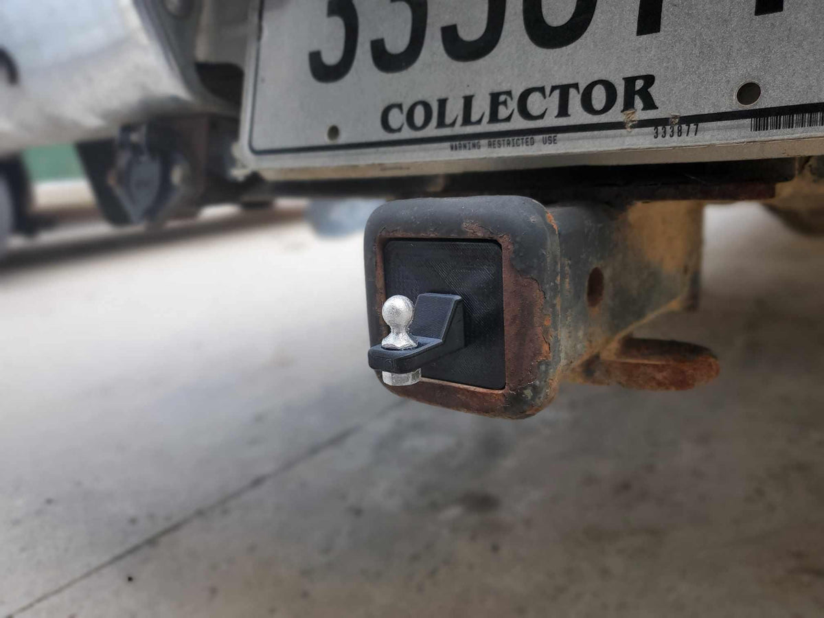Truck Nuts Hitch Insert – Mini Trailer Hitch Gag Gift